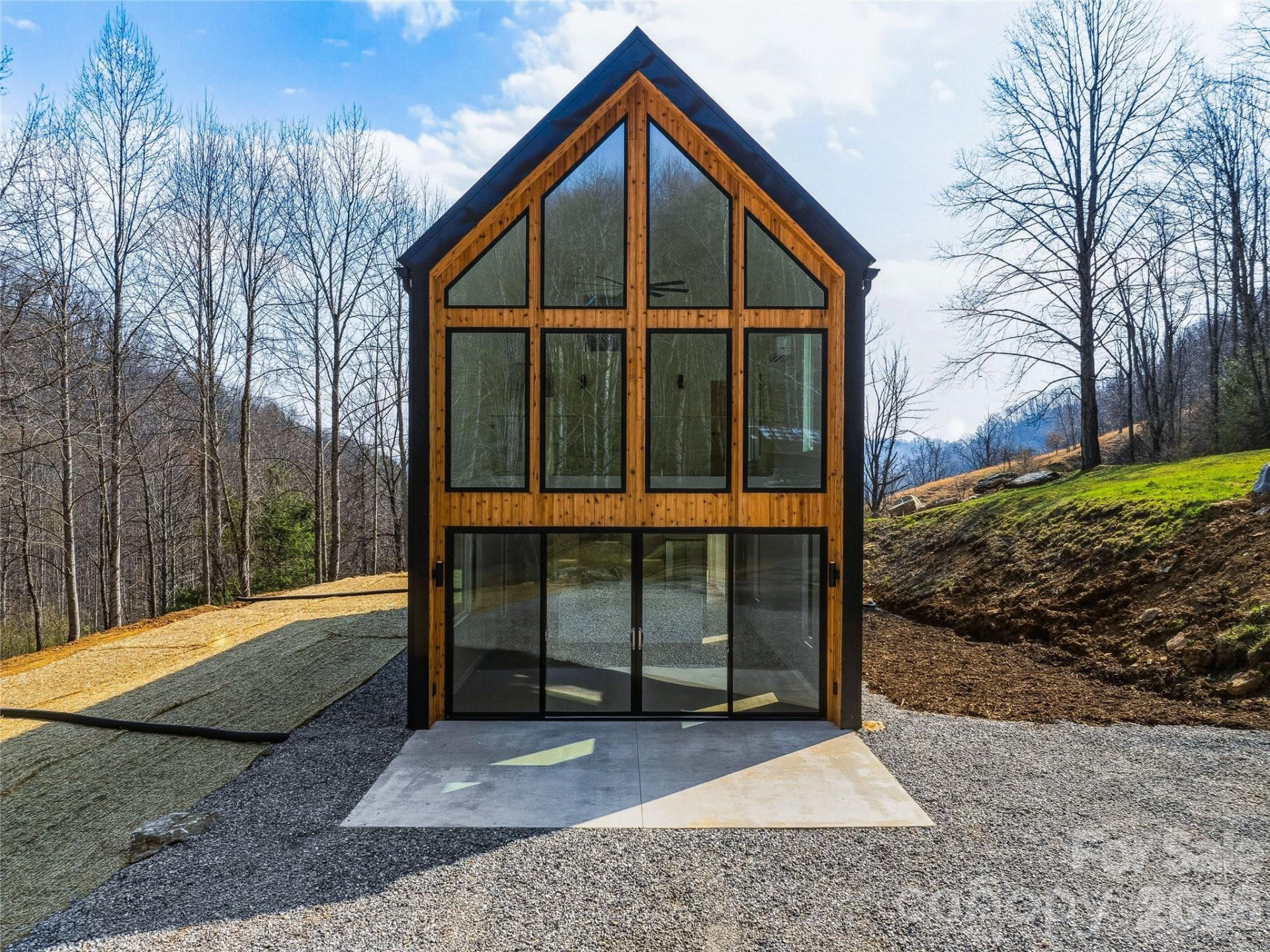 710 Kendal Drive - Photo 2