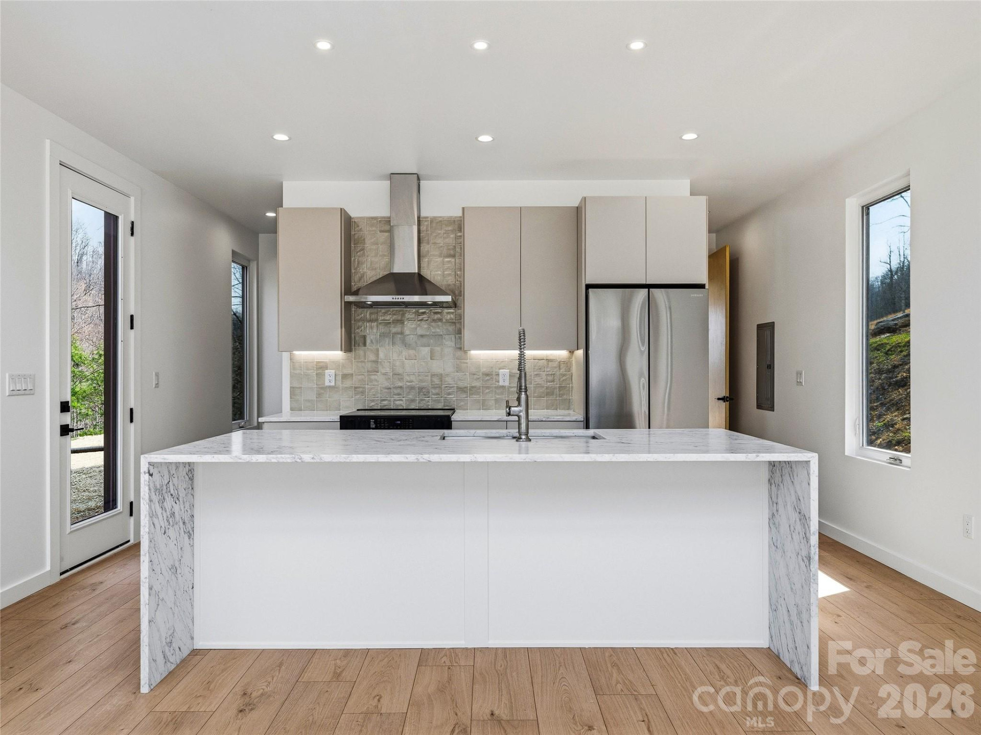 710 Kendal Drive - Photo 9