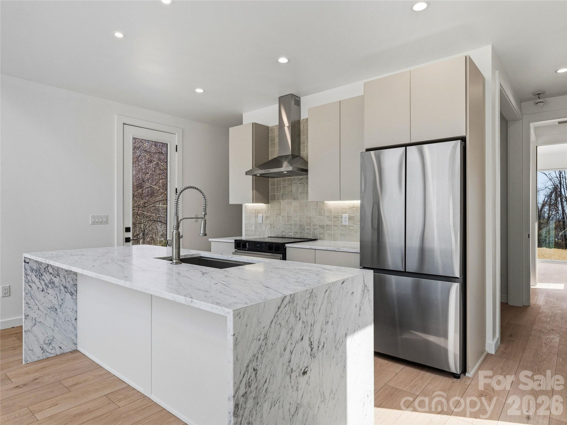 710 Kendal Drive - Photo 10