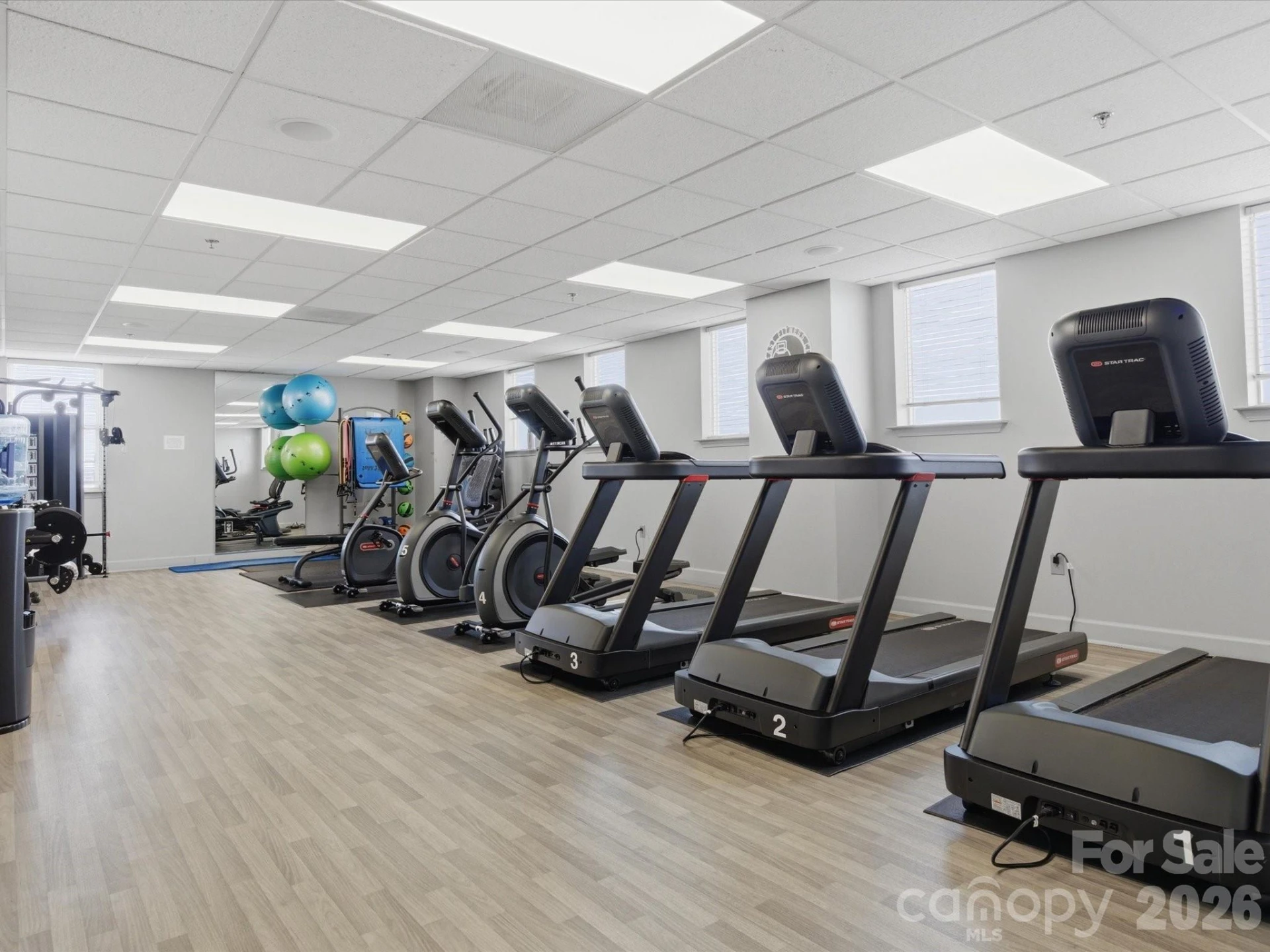 1315 East Boulevard #423 - Photo 26