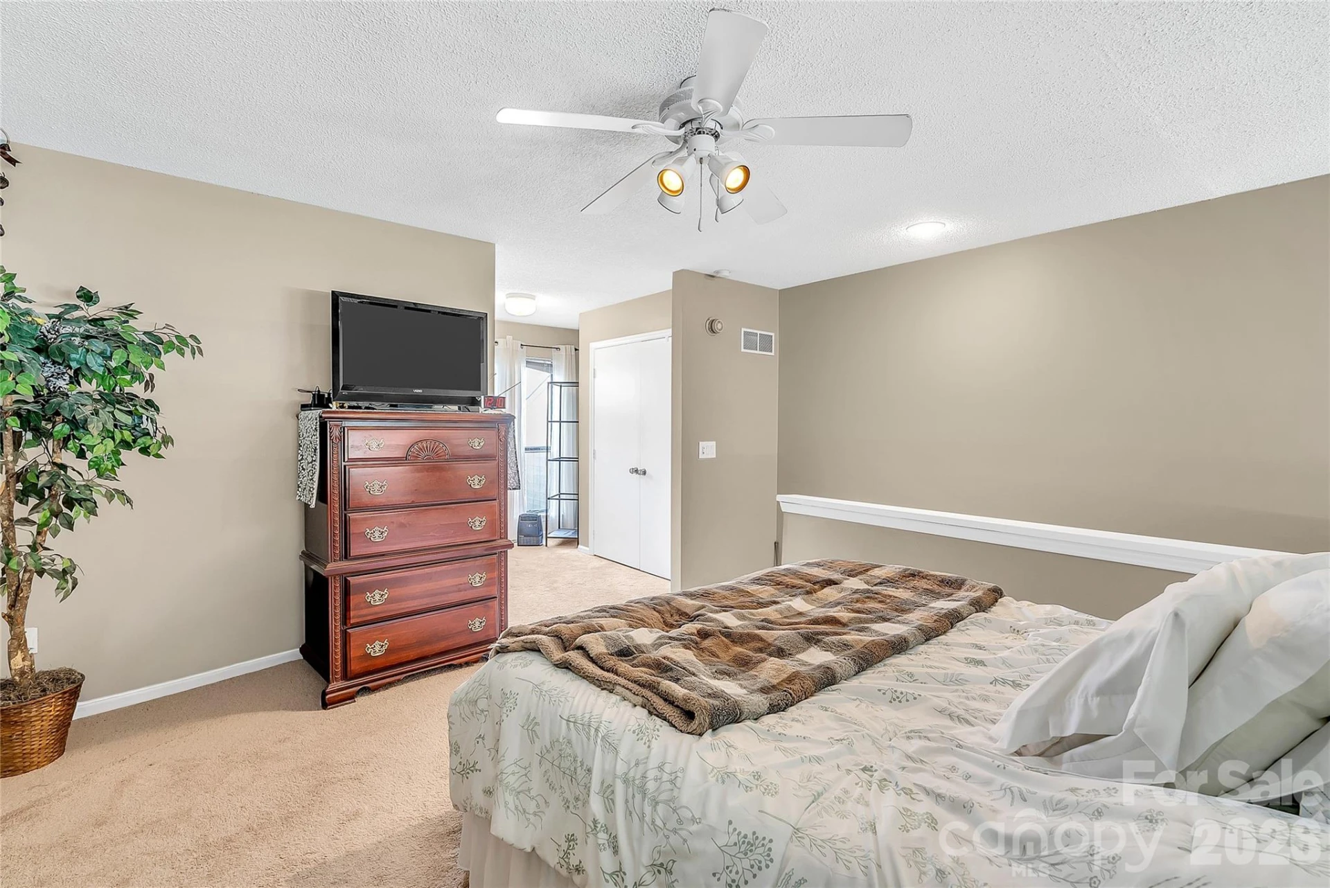 8073 Charter Oak Lane - Photo 16