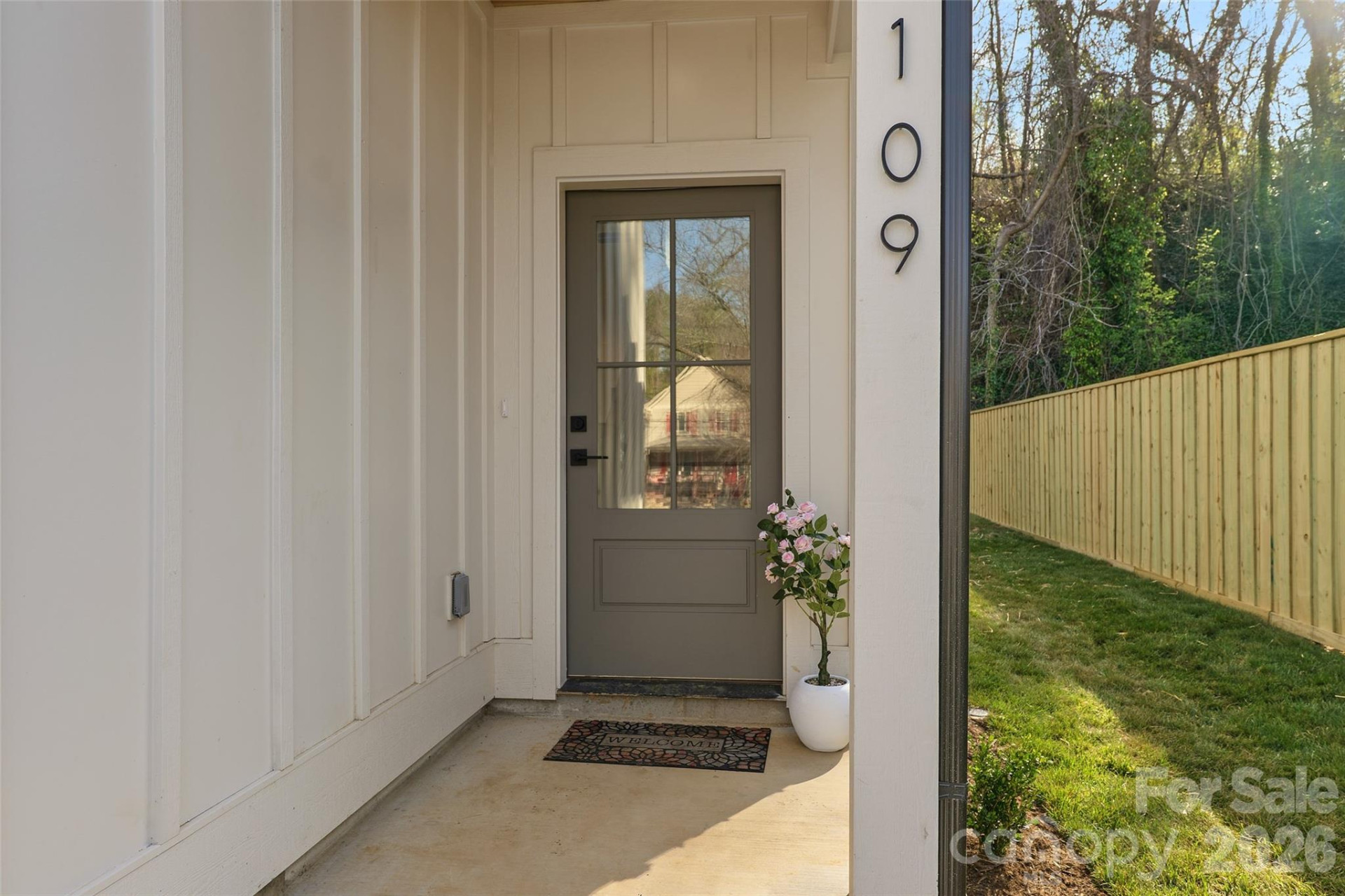 109 Glendale Avenue - Photo 4