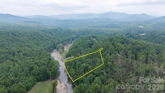 000 Vaughn Road, Spruce Pine, NC, 28777