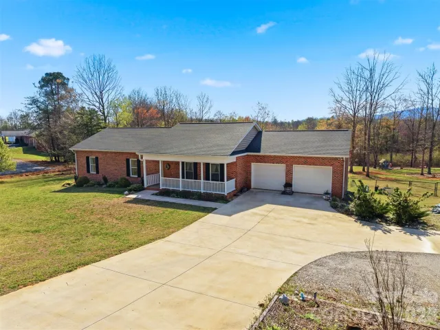 976 Amherst Road