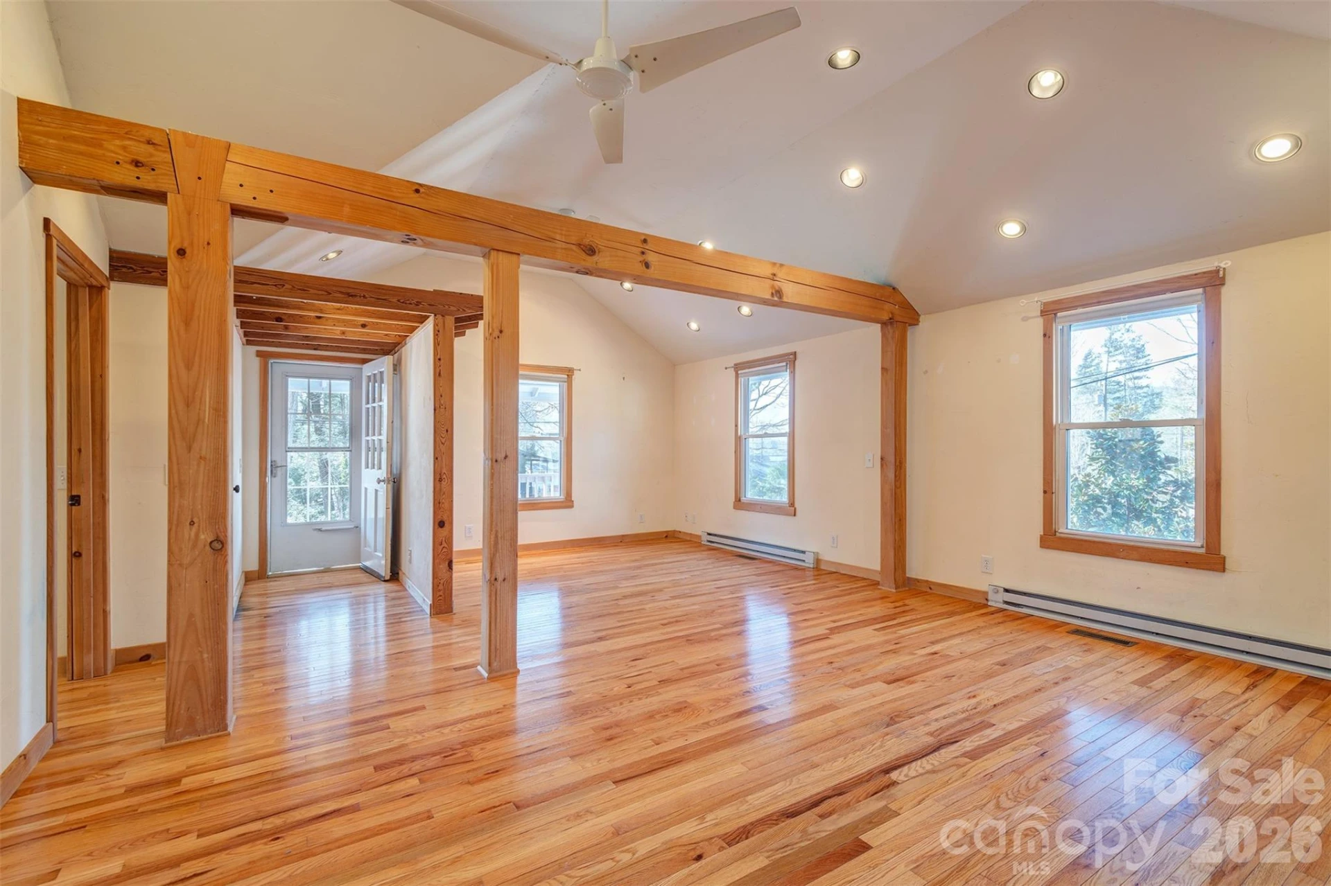 6 Alexander Street - Photo 3