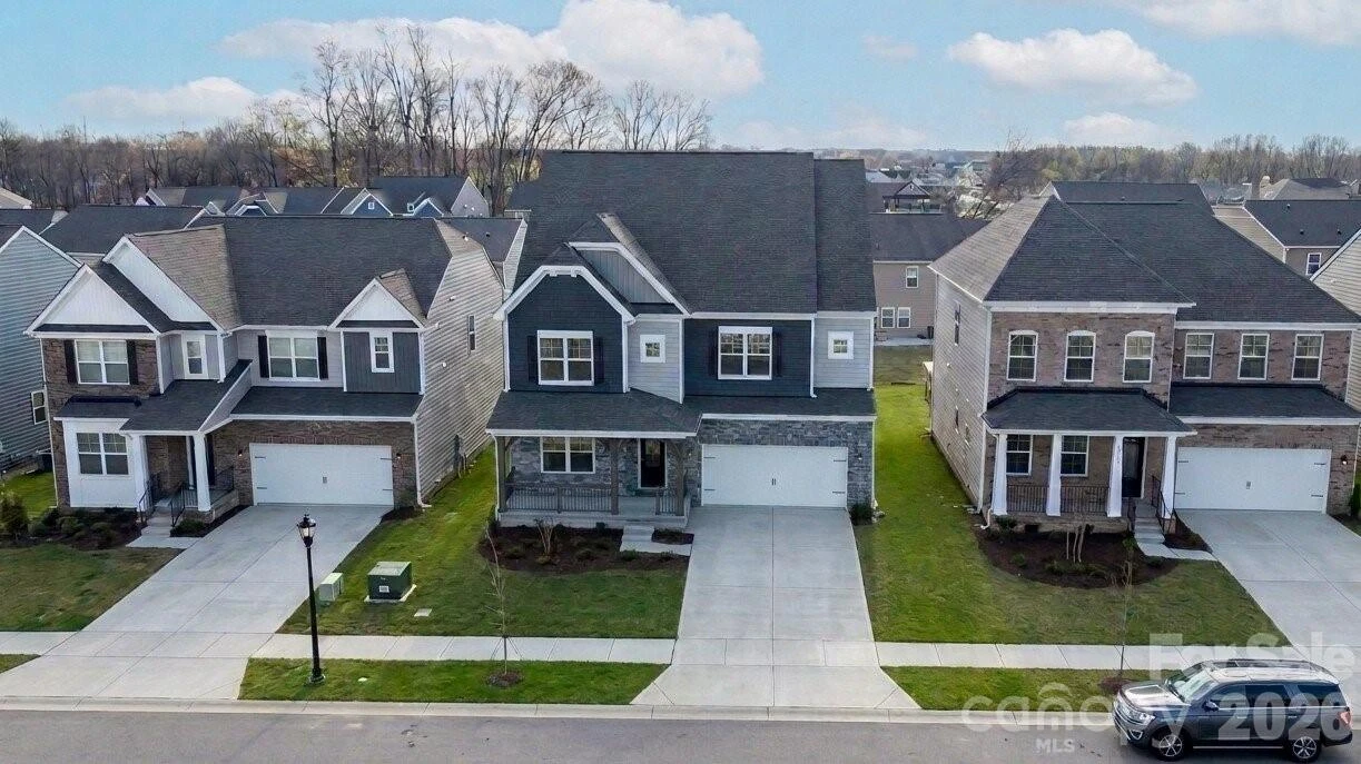 15104 Moulin Court Drive