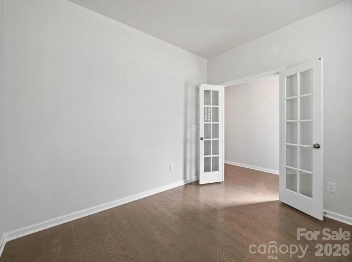 15104 Moulin Court Drive - Photo 10