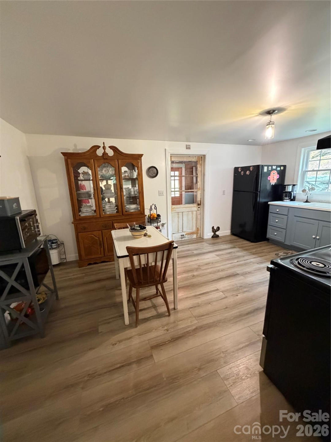 658 Upper Hanging Rock Road - Photo 11