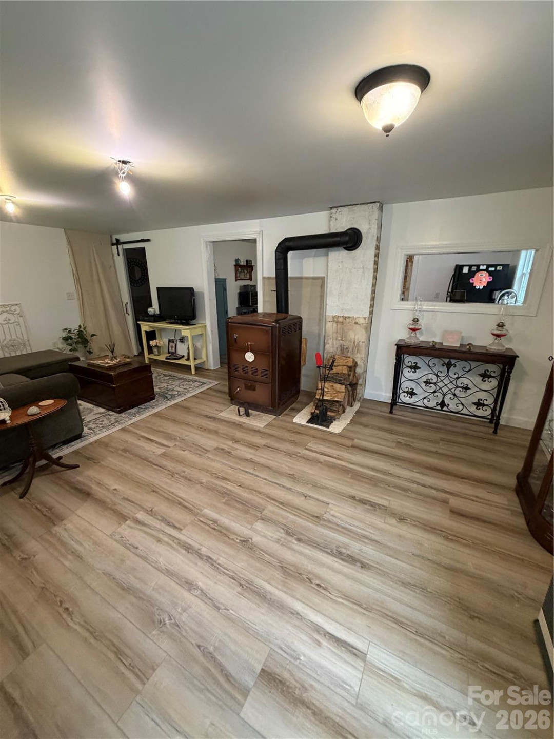 658 Upper Hanging Rock Road - Photo 4