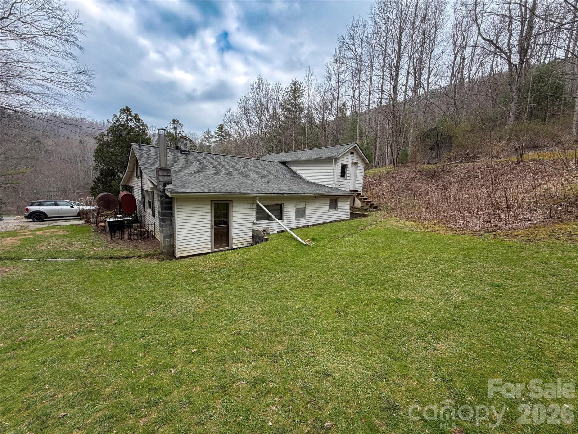 658 Upper Hanging Rock Road - Photo 34