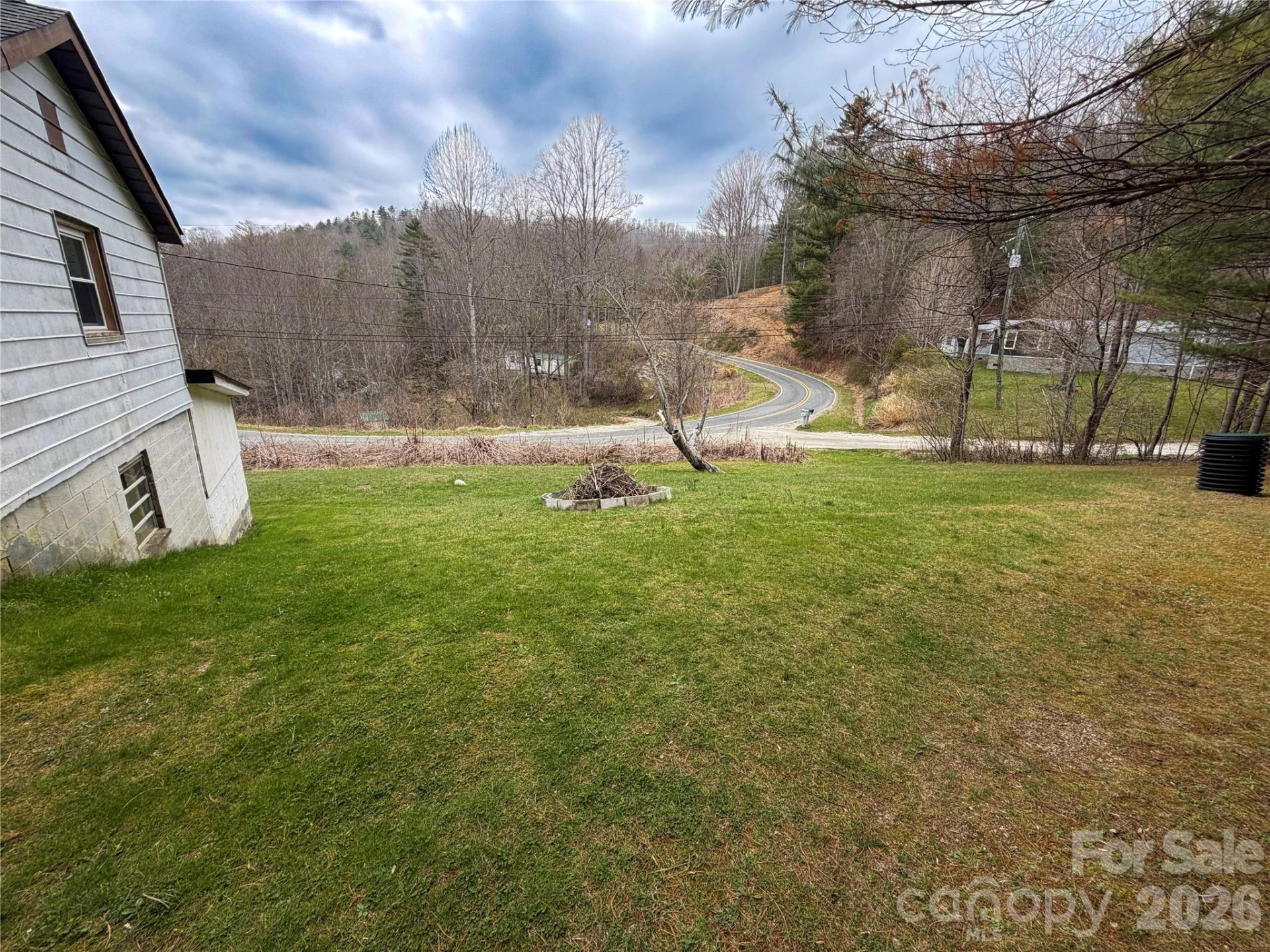 658 Upper Hanging Rock Road - Photo 35