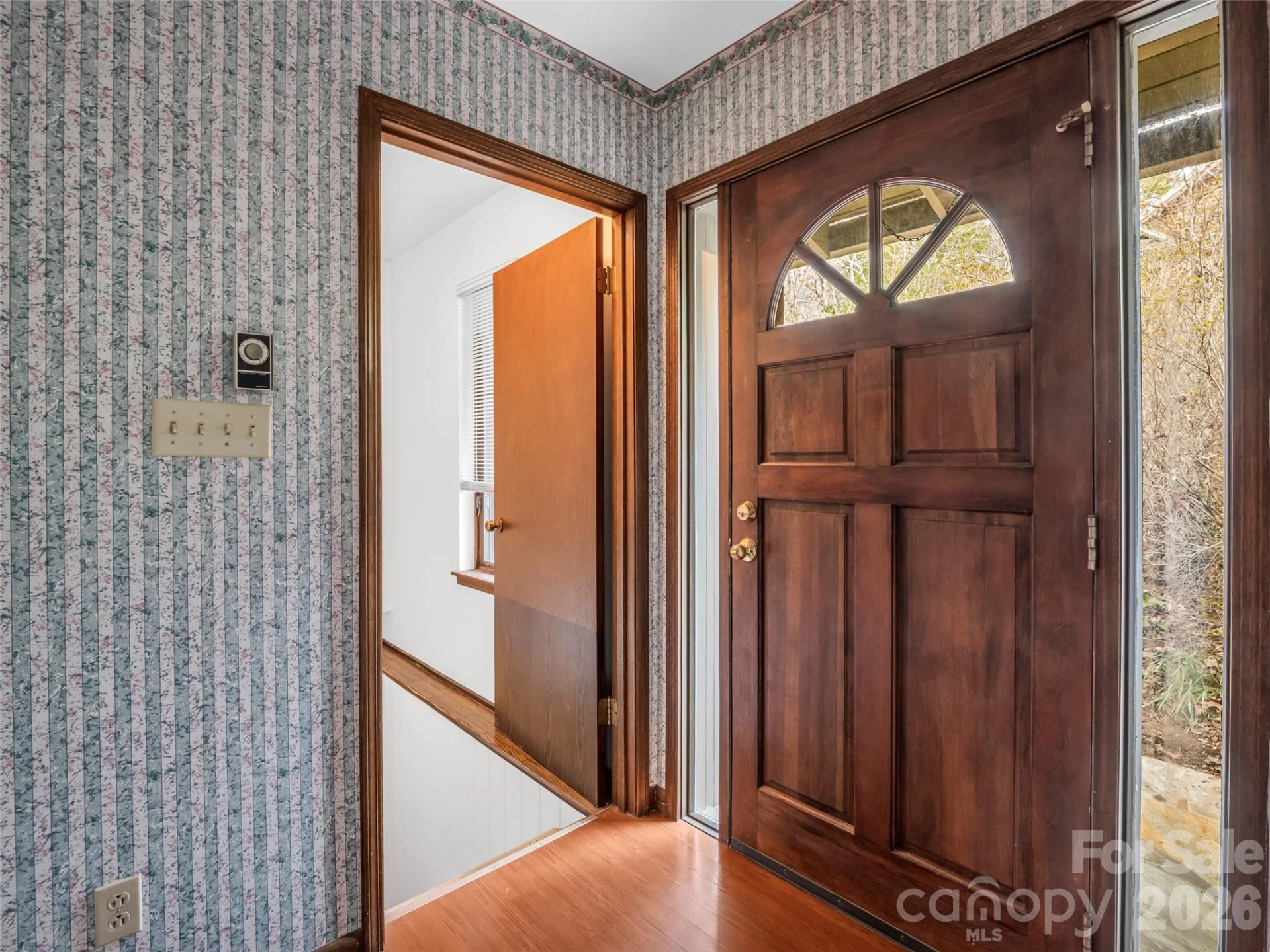 417 Ivy Road - Photo 11