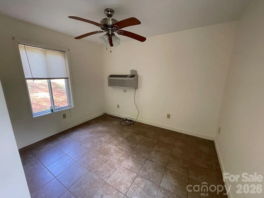 930 Copperhead Cove - Photo 17
