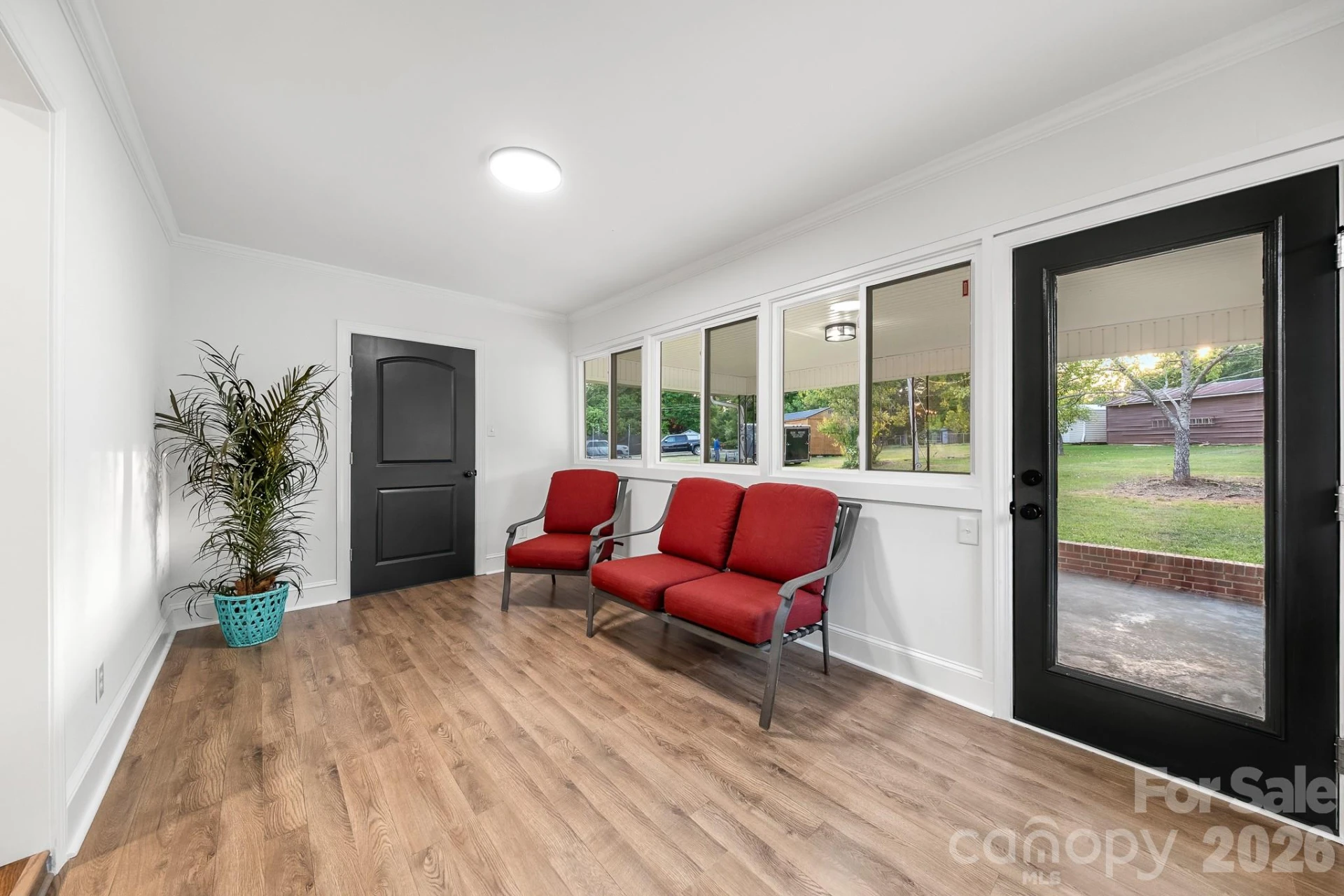 1447 Sullivan Street - Photo 14