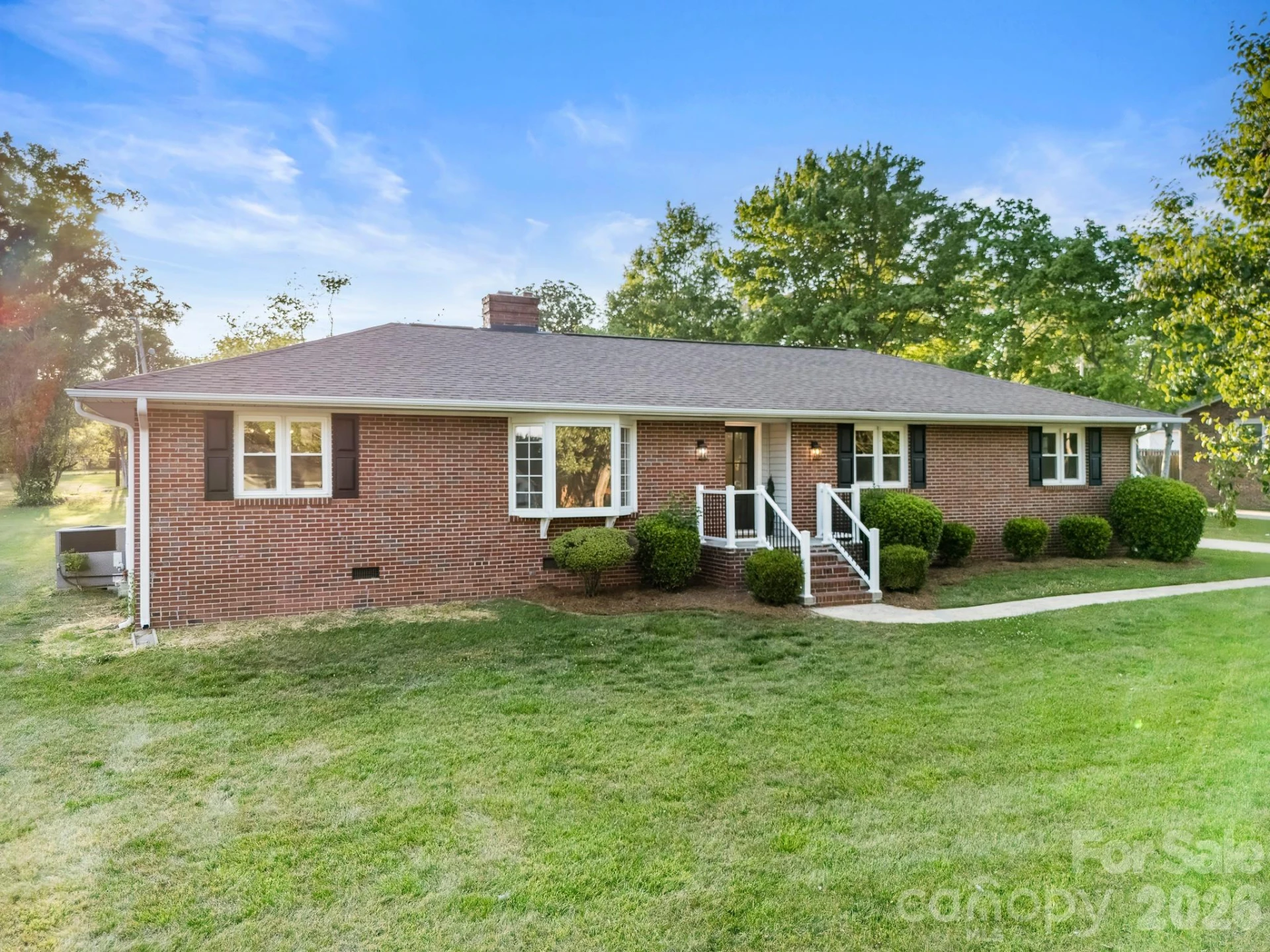 1447 Sullivan Street - Photo 3