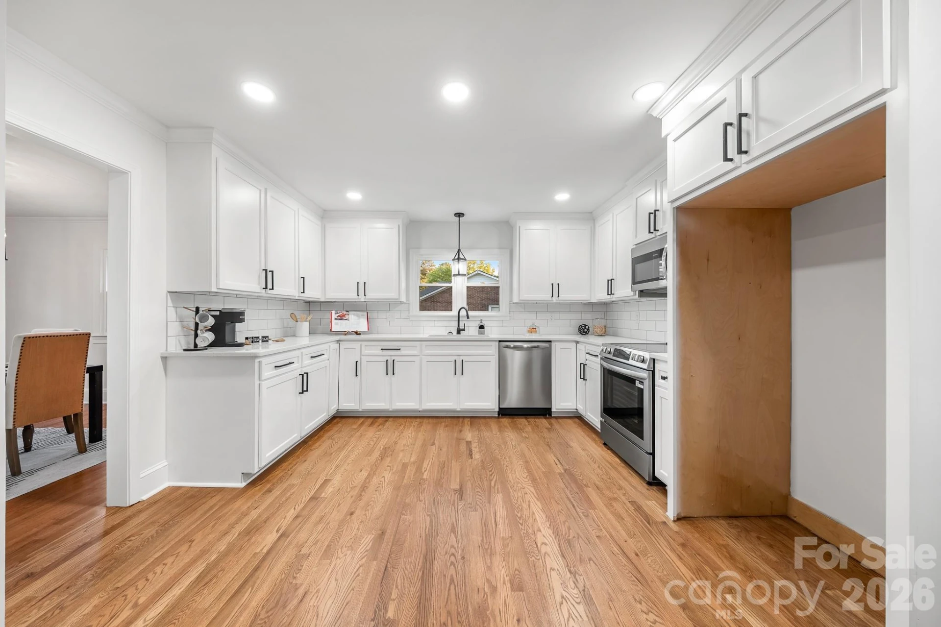 1447 Sullivan Street - Photo 9