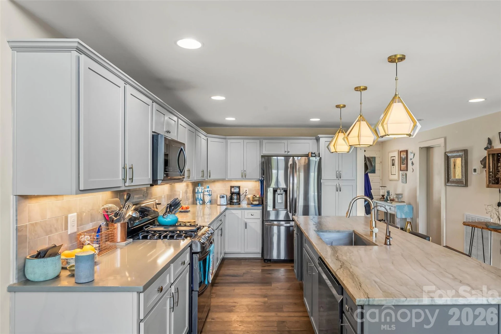 521 Waters Edge Drive - Photo 19