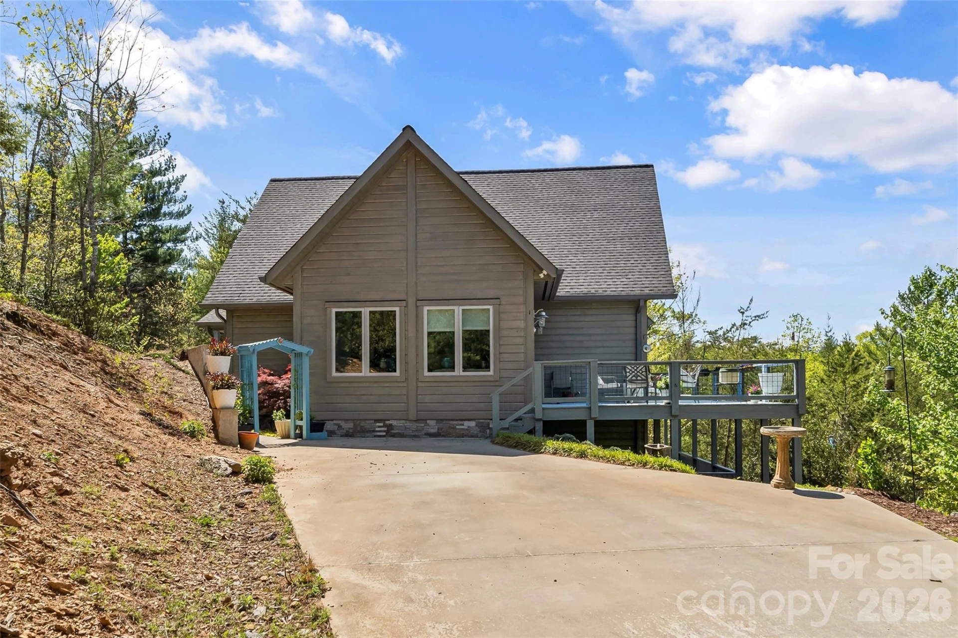 521 Waters Edge Drive - Photo 3