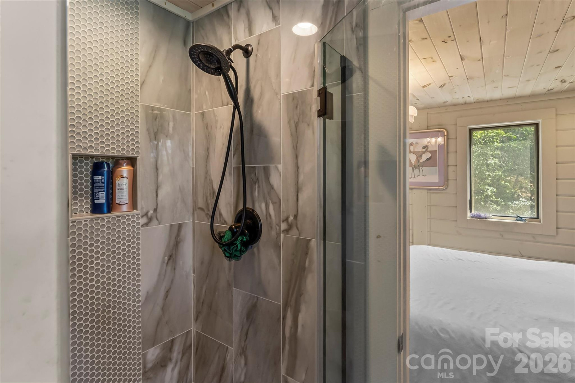 521 Waters Edge Drive - Photo 22