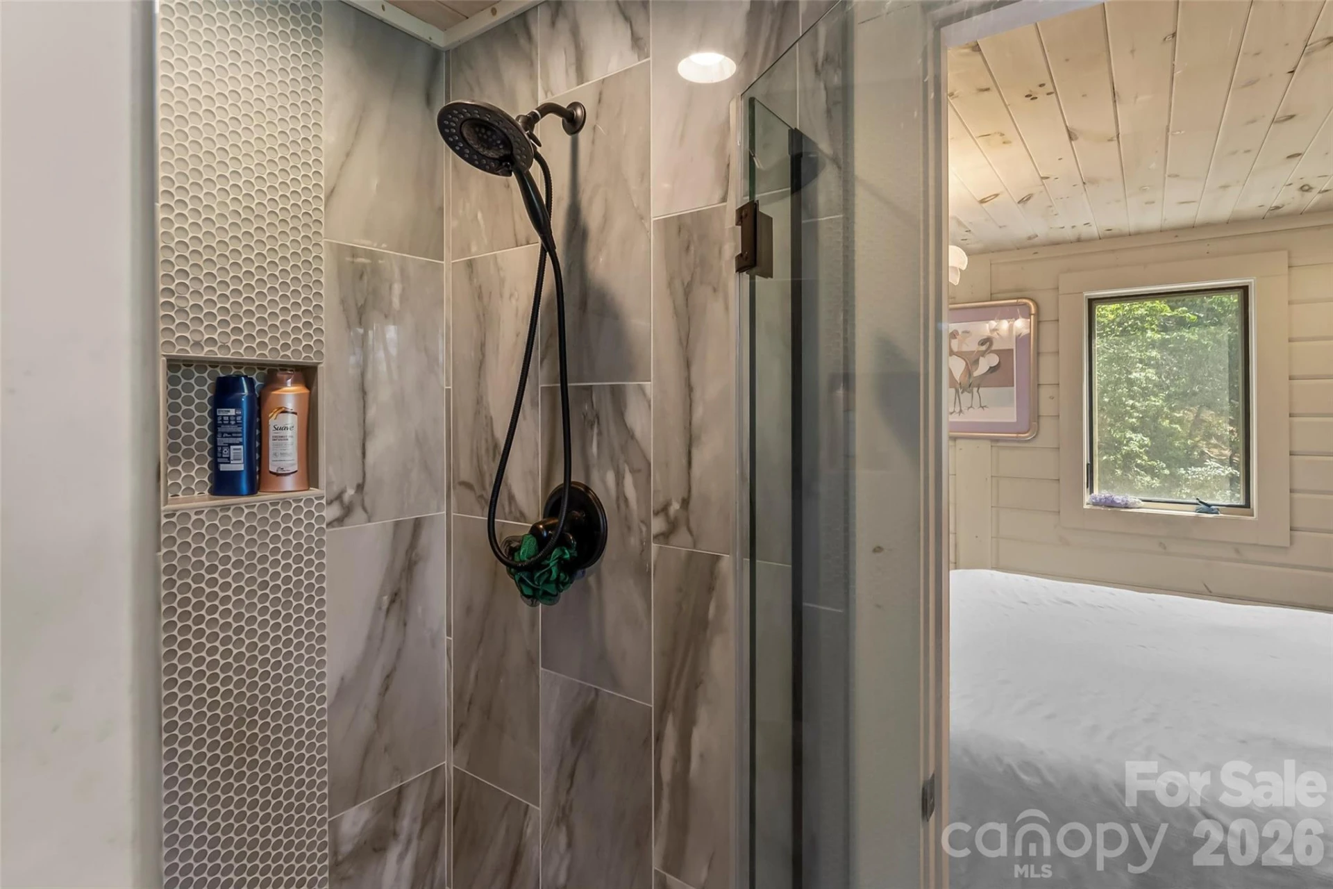 521 Waters Edge Drive - Photo 22