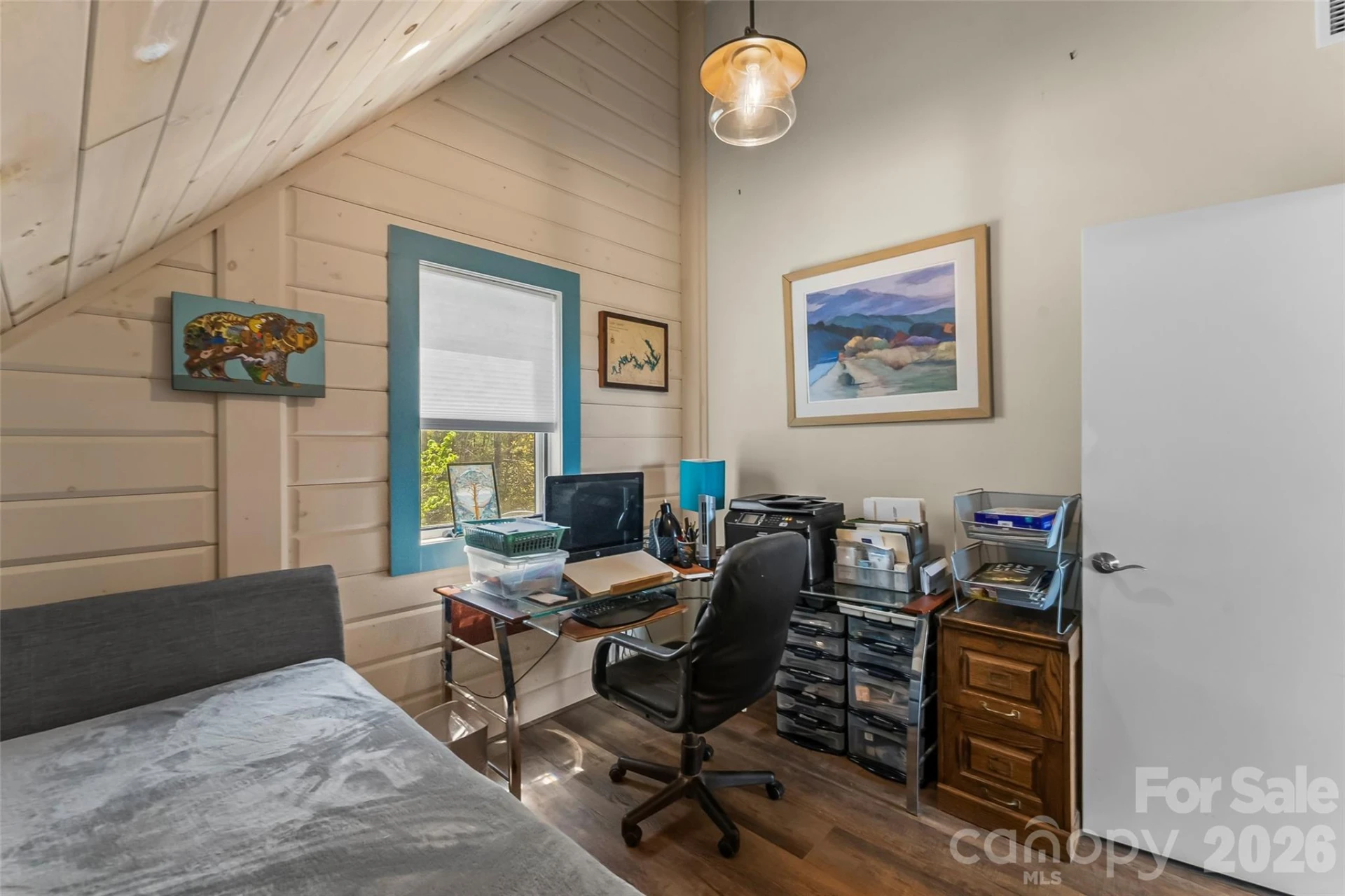 521 Waters Edge Drive - Photo 32