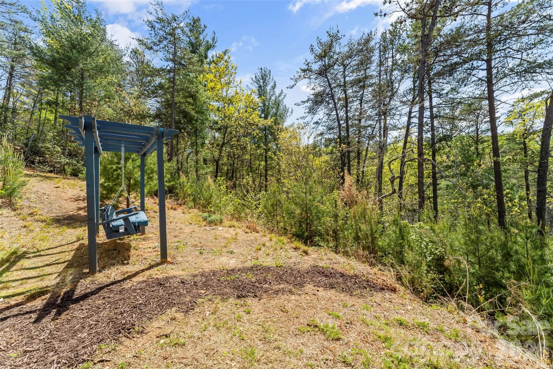 521 Waters Edge Drive - Photo 35