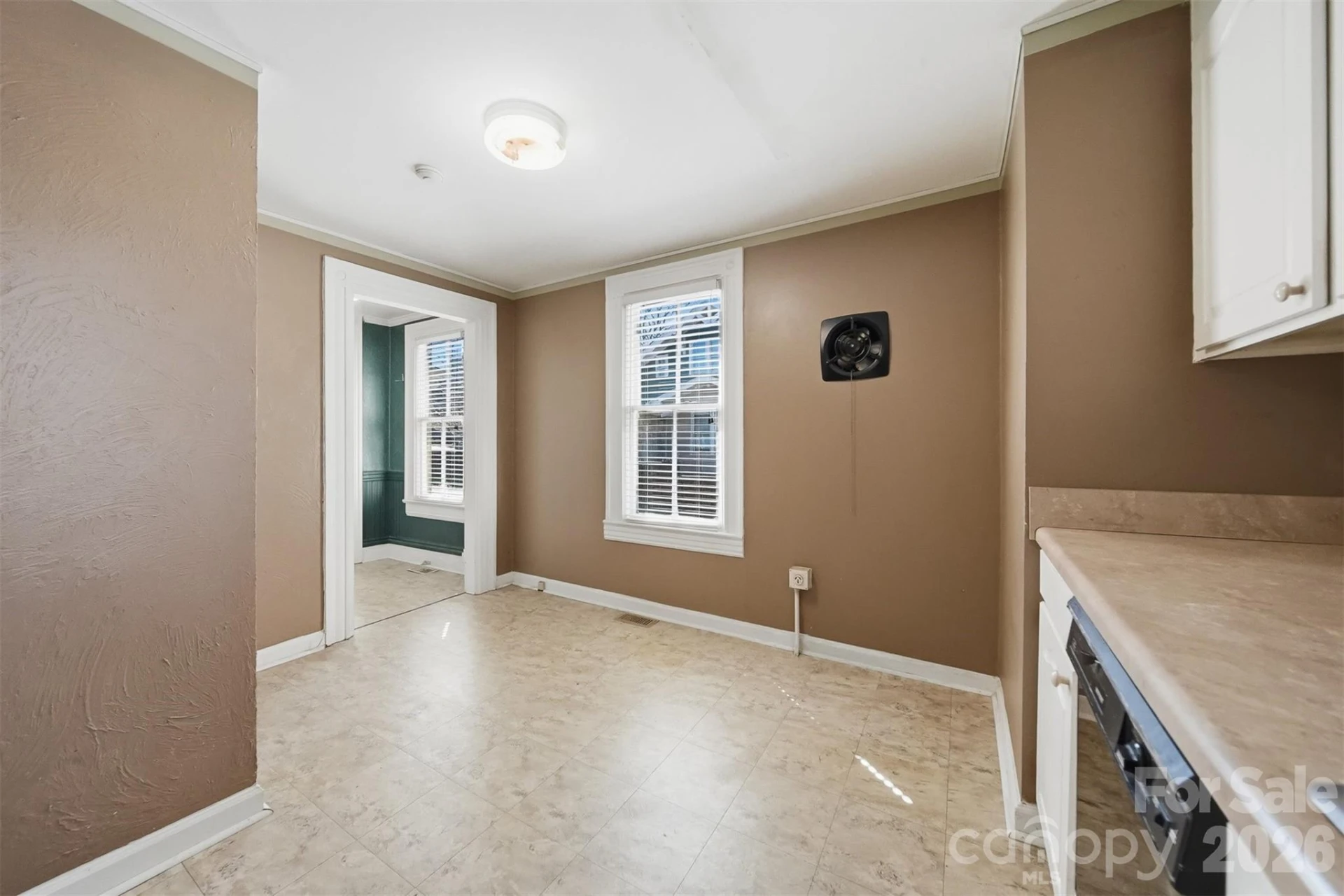121 5th Avenue - Photo 12