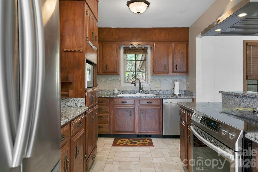 1621 Glen Cannon Drive - Photo 13