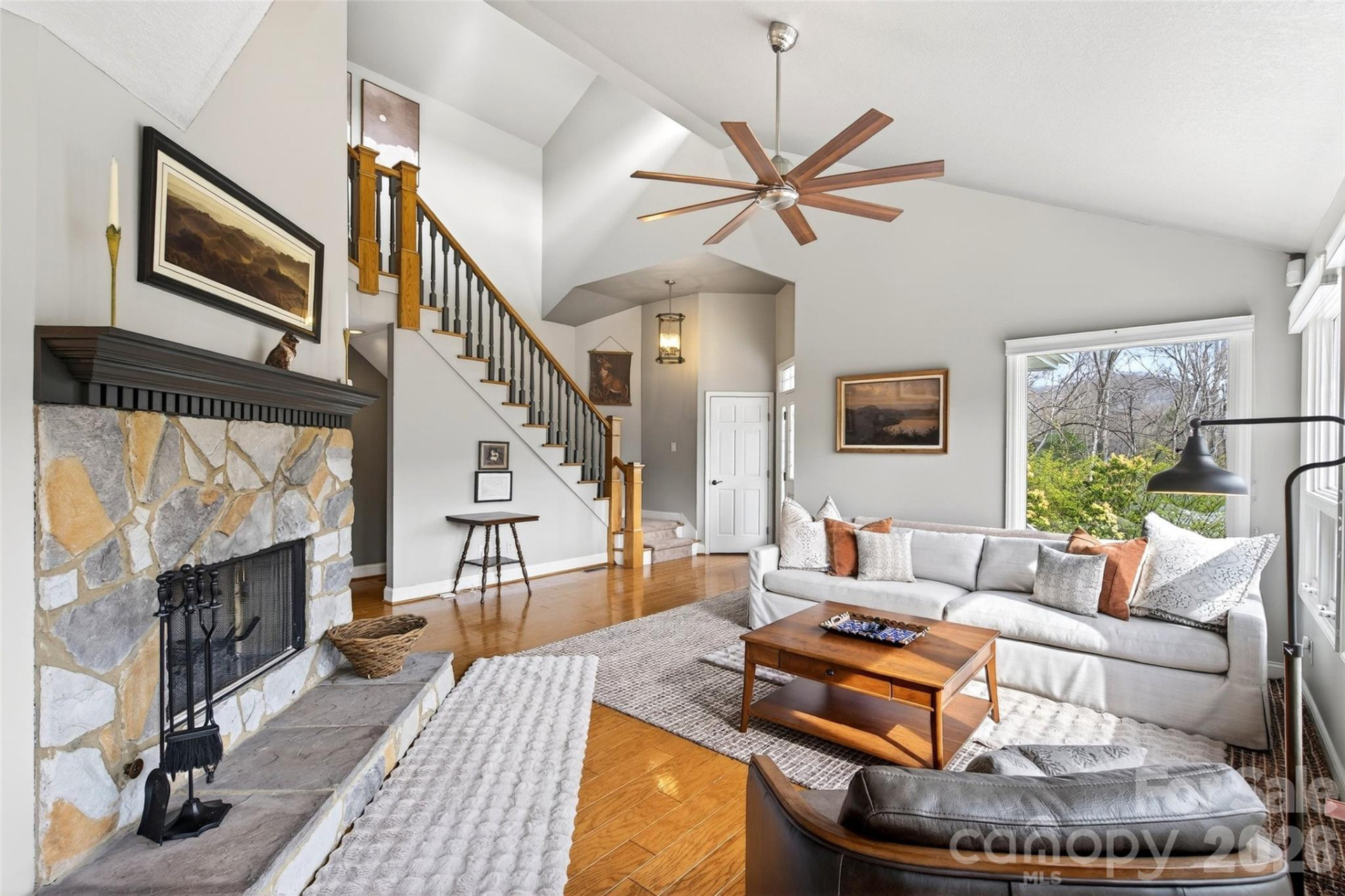 525 Blue Ridge Drive - Photo 8