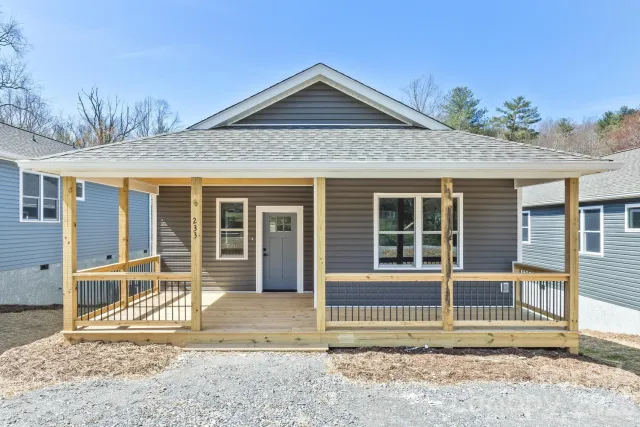 233 EDGEWOOD Road