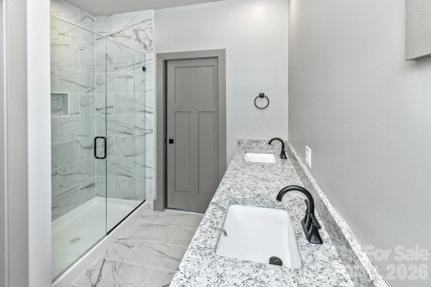 233 EDGEWOOD Road - Photo 2