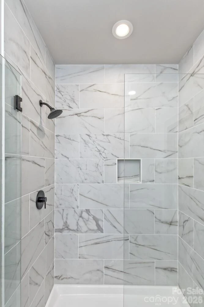233 EDGEWOOD Road - Photo 3