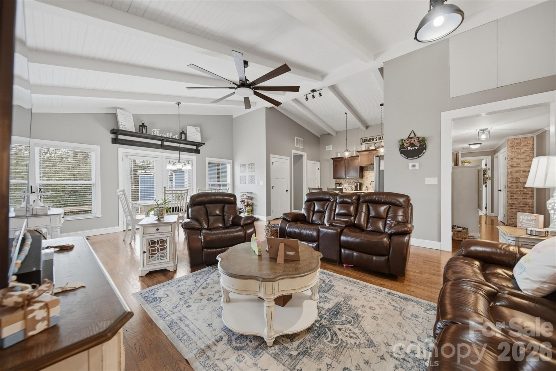 1300 Laurel Street - Photo 6