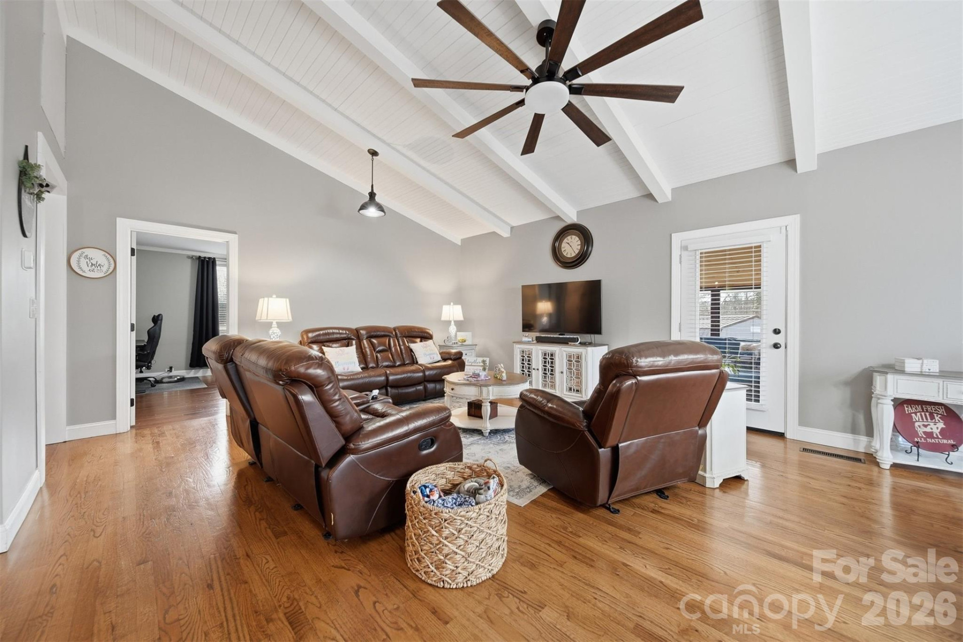 1300 Laurel Street - Photo 8