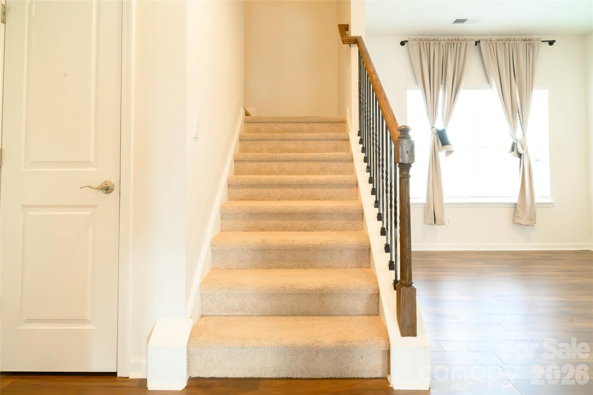 228 Ridgeview Lane - Photo 8