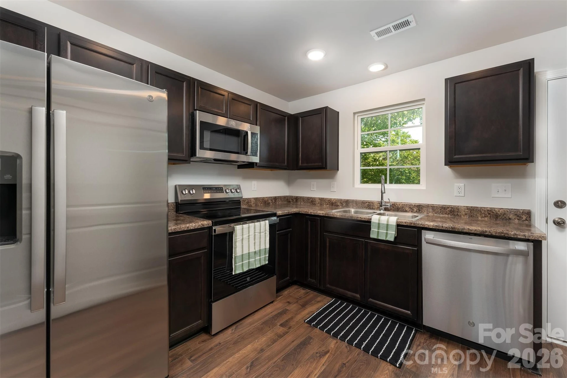 27 Forest Park Road - Photo 6
