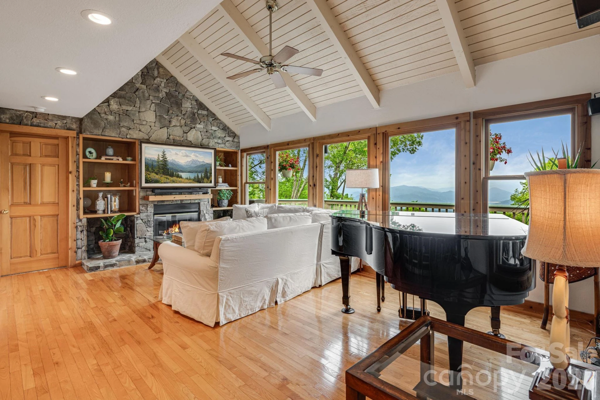 61 Ivy Ridge Road