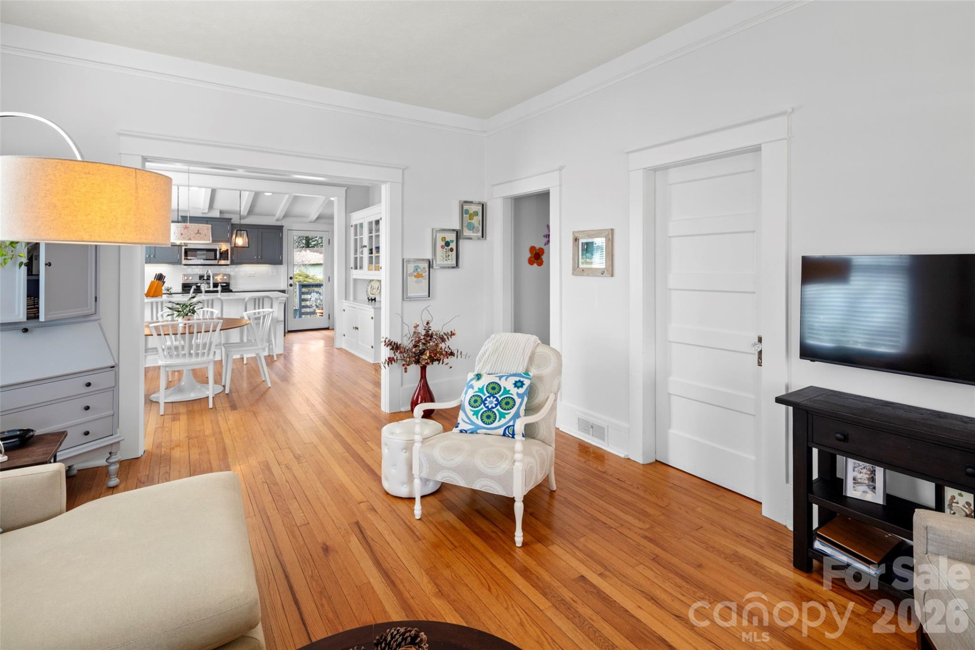 1717 Clairmont Drive - Photo 7