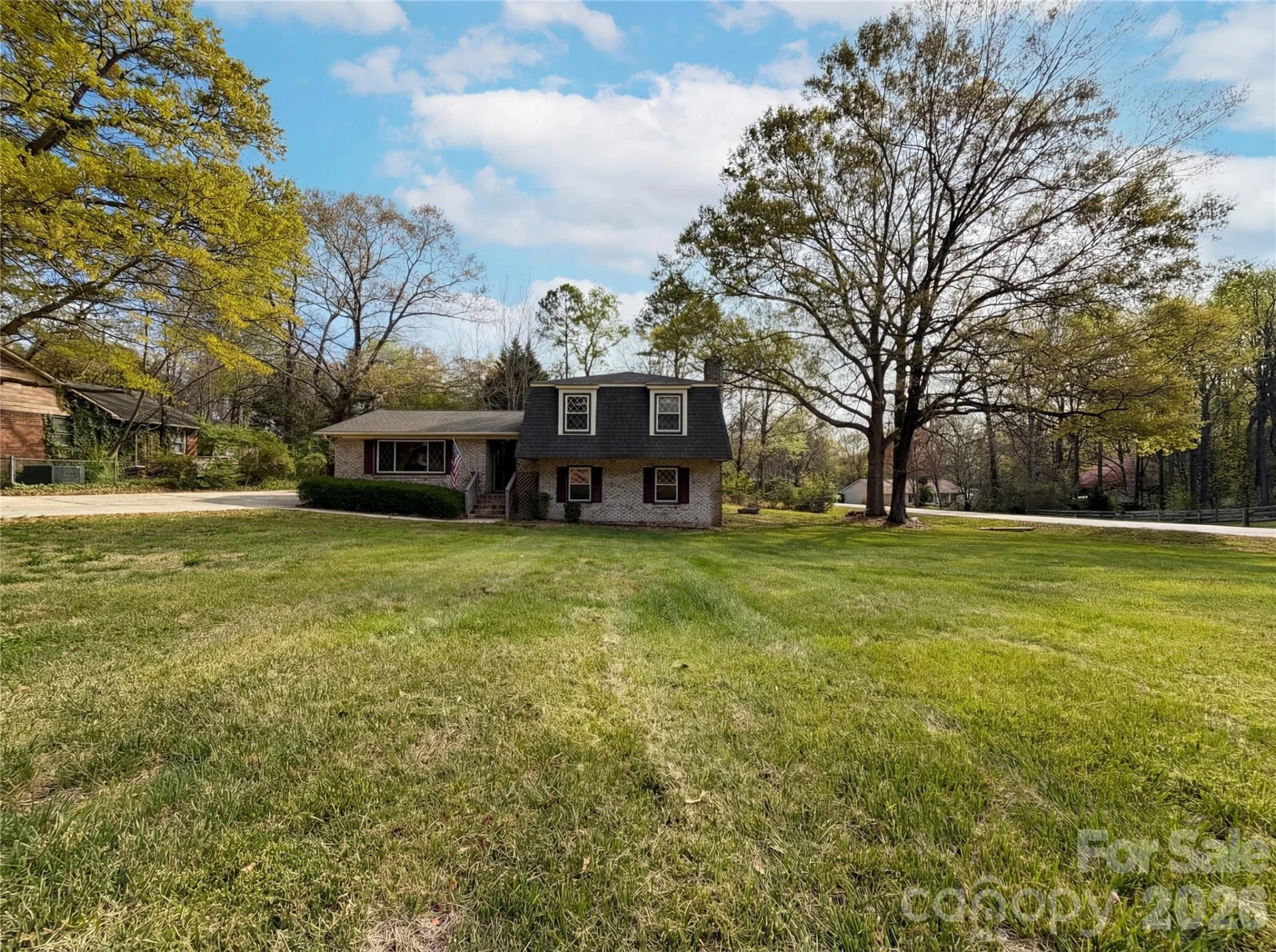 121 Pelham Lane - Photo 6
