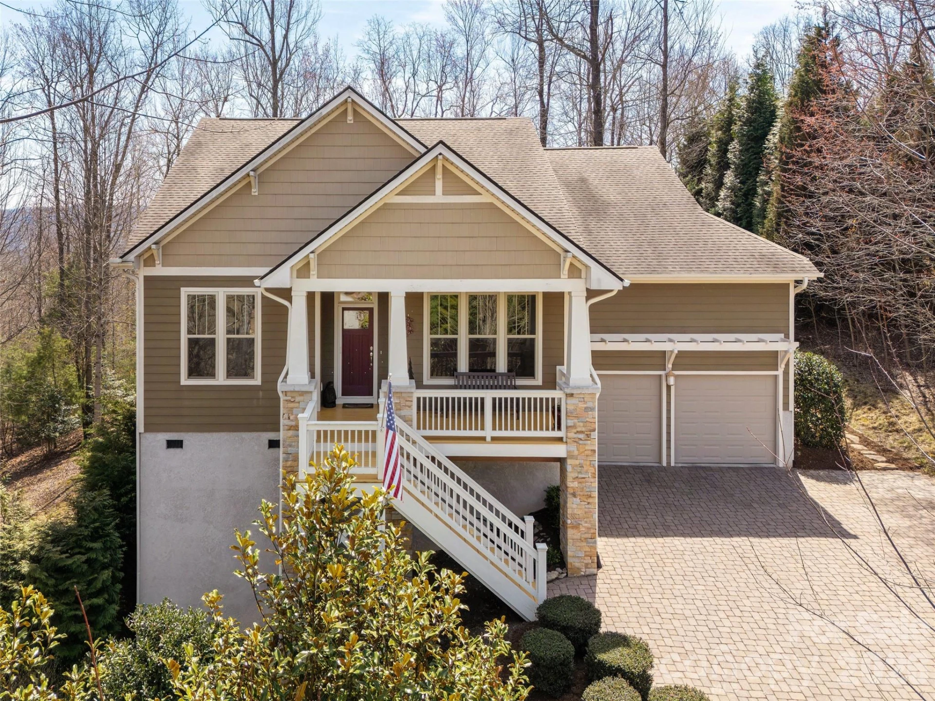 383 Monarch Road - Photo 2