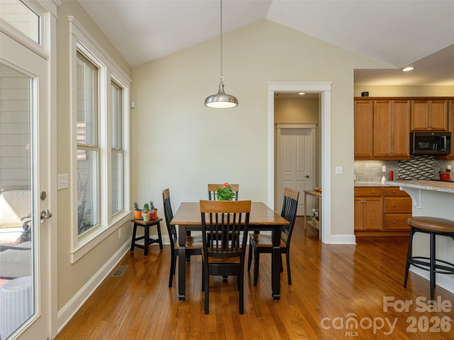 383 Monarch Road - Photo 17