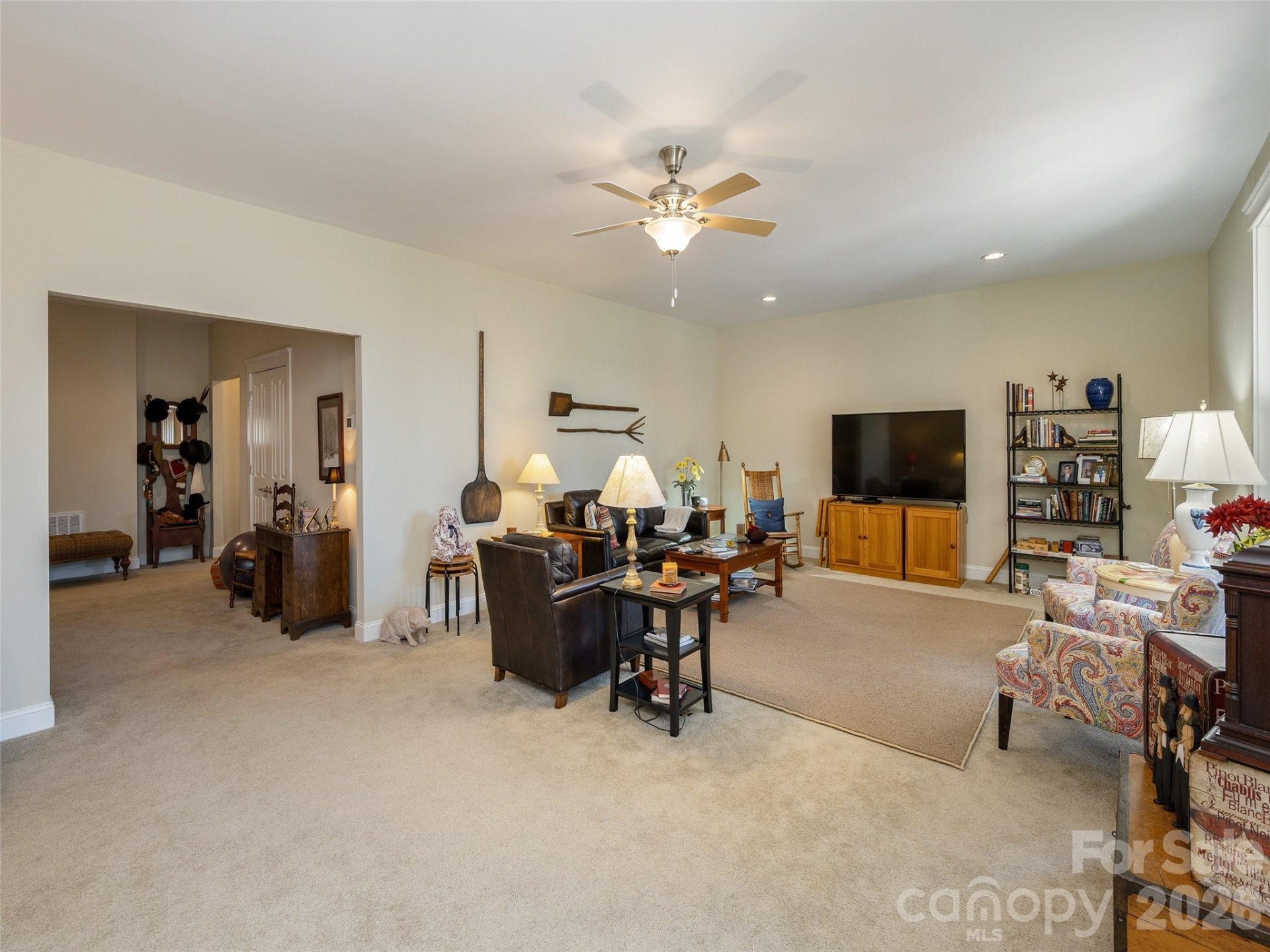 383 Monarch Road - Photo 36