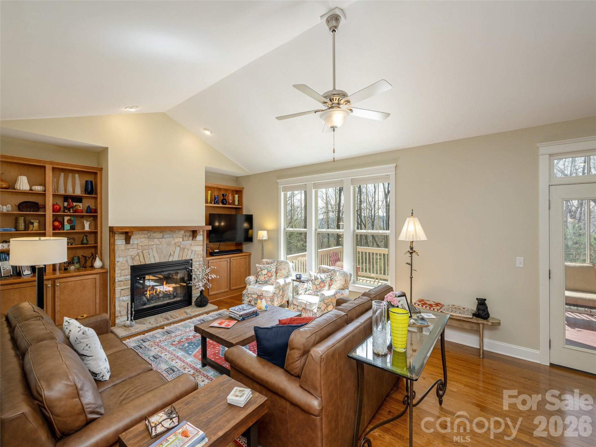 383 Monarch Road - Photo 7