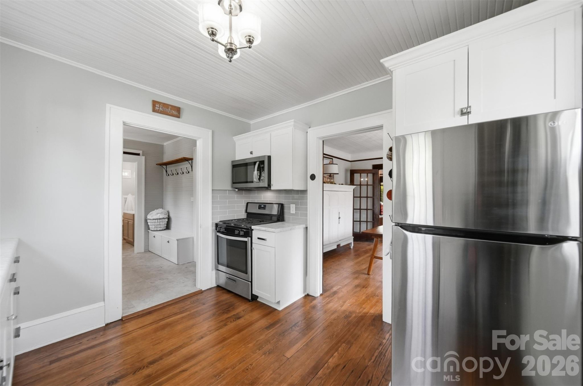 201 East Avenue - Photo 14