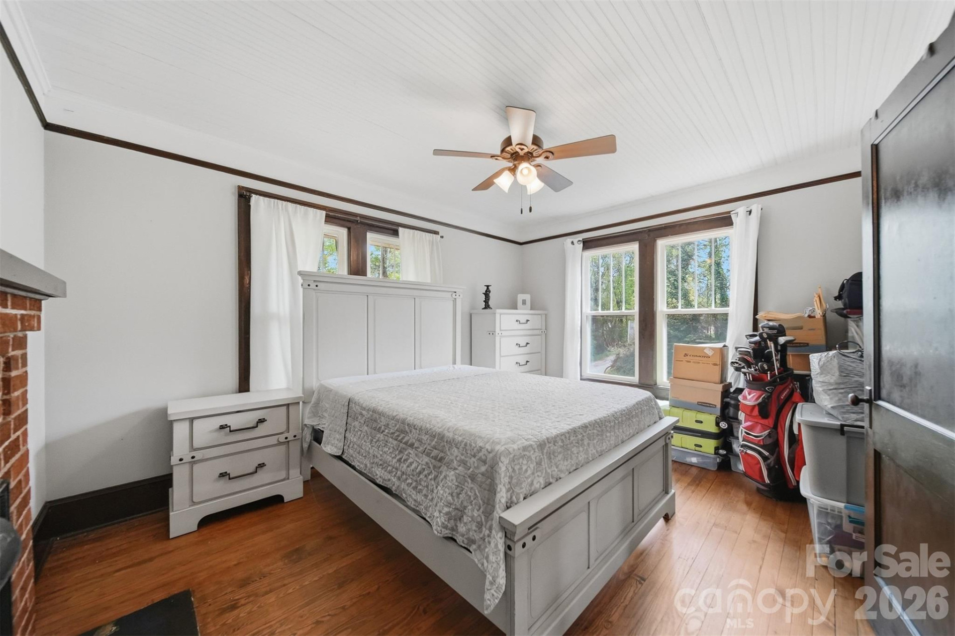 201 East Avenue - Photo 17