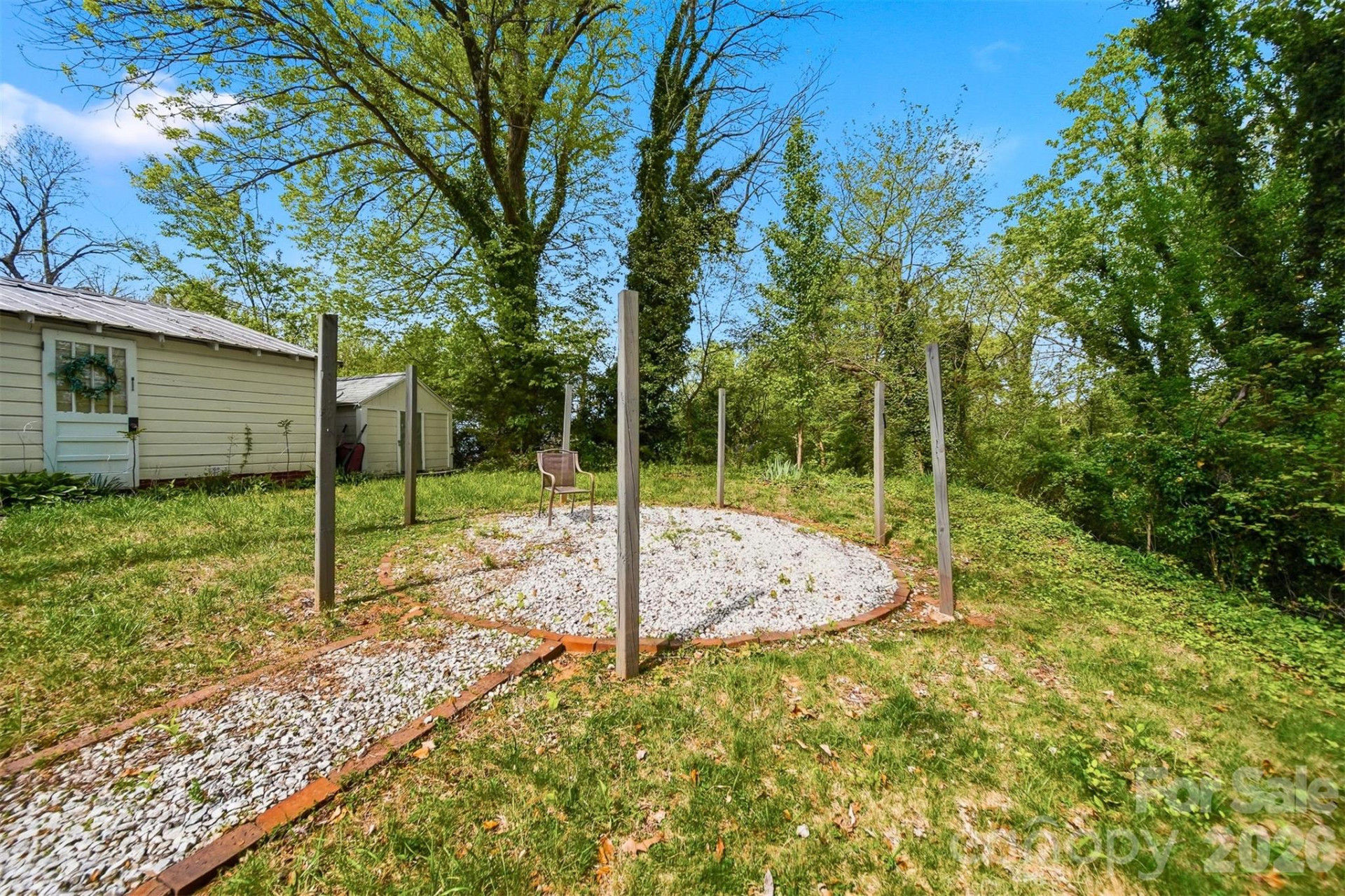 201 East Avenue - Photo 25