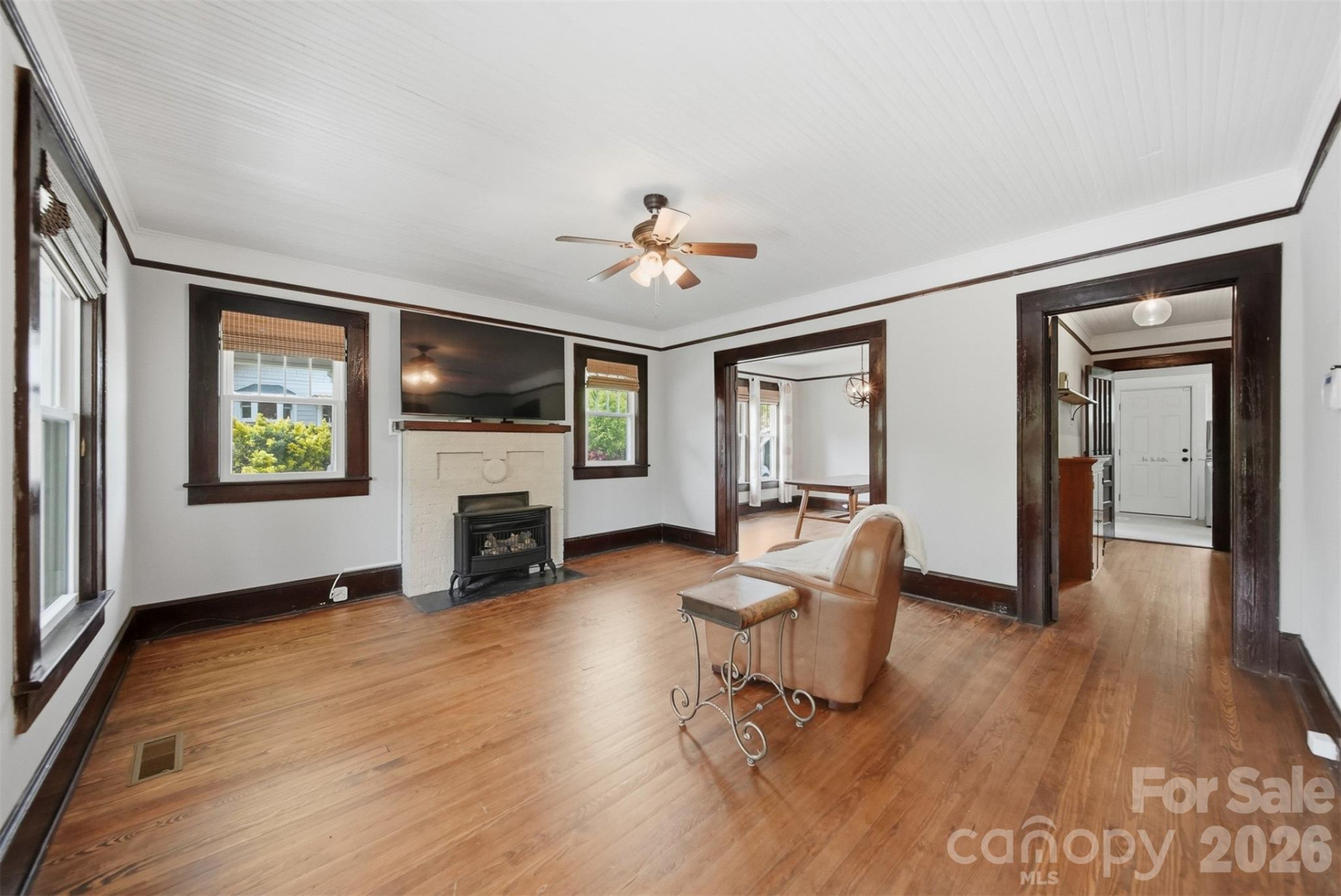 201 East Avenue - Photo 5