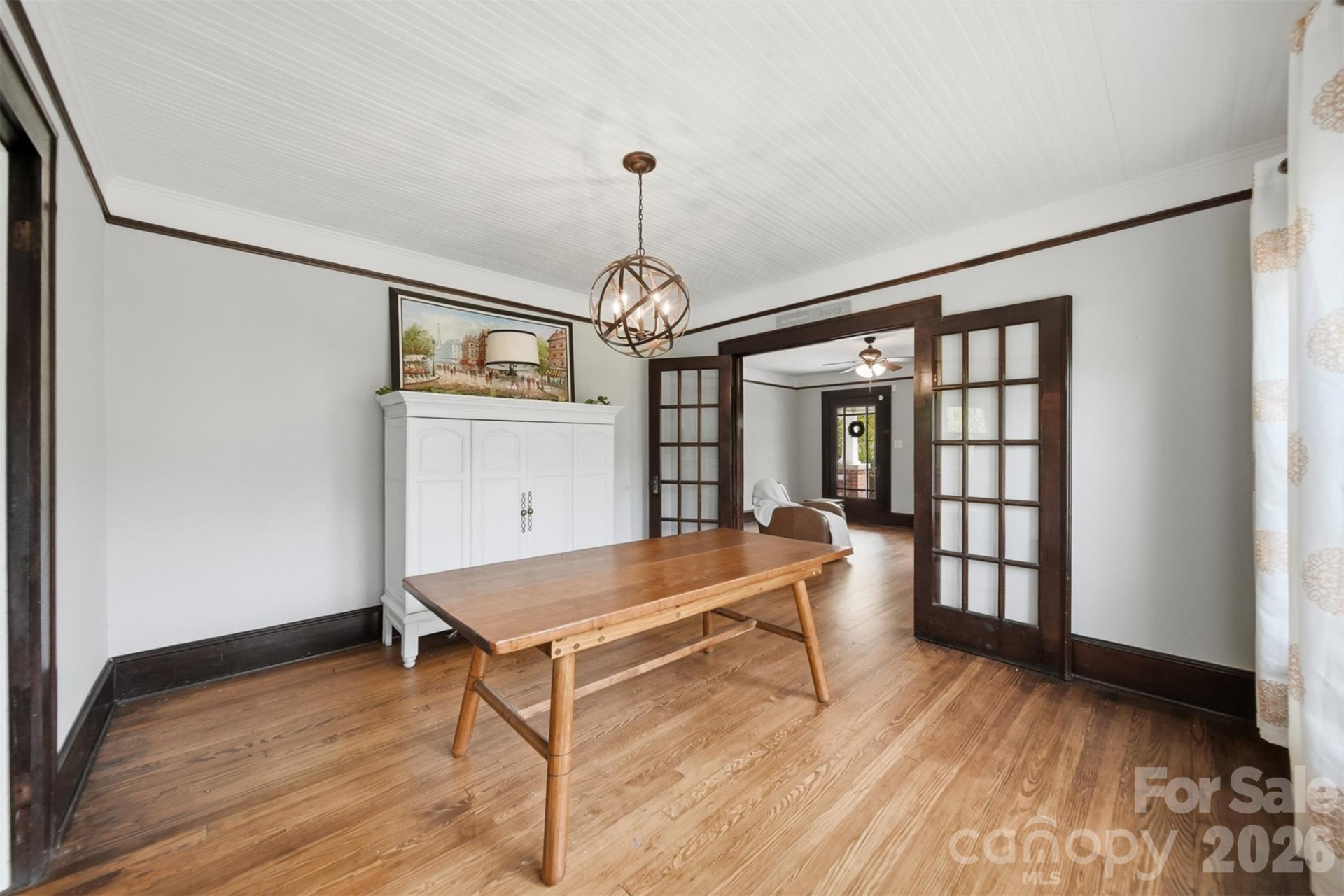 201 East Avenue - Photo 8