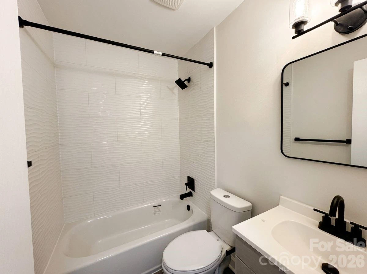 1423 Chelveston Drive - Photo 8