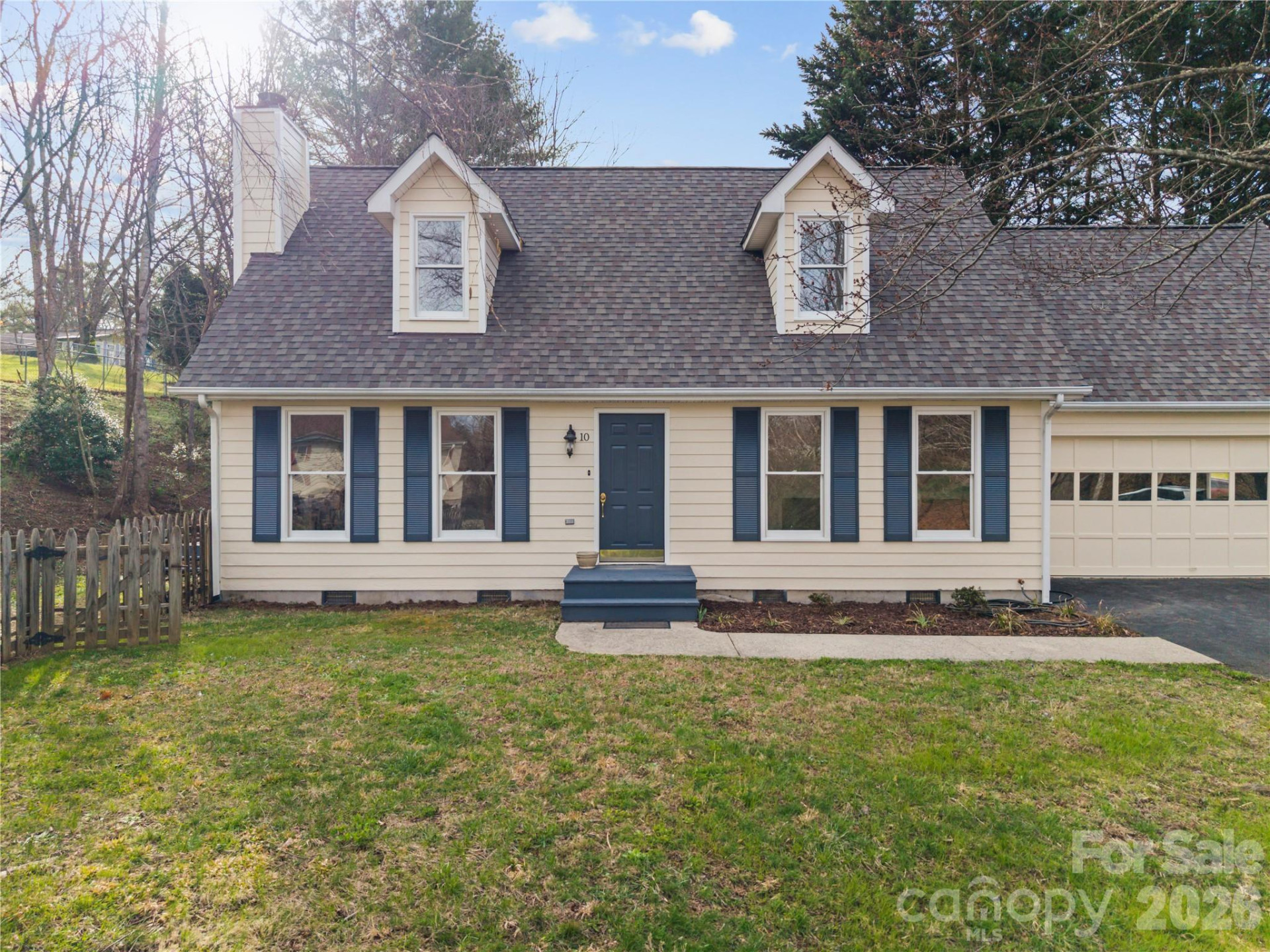 10 Orchard Place - Photo 2